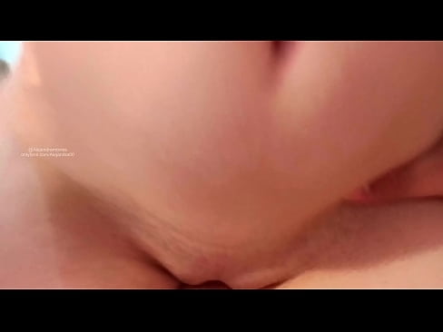 ❤️ زما د خور په کوټه کې ویده شوم او همداسې له خوبه راویښ شوم په موږ کې٪ ps.porngifer.ru٪؛ ❌️